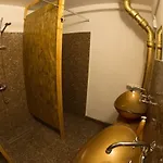 Cloud 9 House 아파트 *