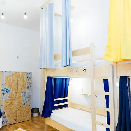 Cloud 9 House Апартаменты *