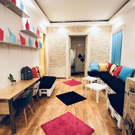 Cloud 9 House * Бухарест