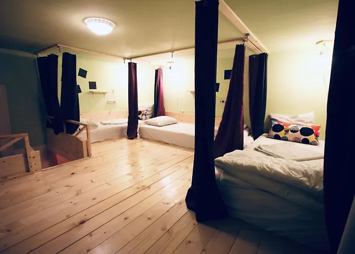 Апартаменти Cloud 9 House Бухарест