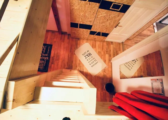 Cloud 9 House Апартаменты